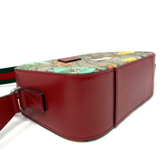 100% Auth Gucci Canvas Camera Crossbody Bag - Picture 6 of 11